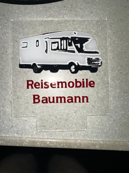 Personalisierter LED-Lichtsockel mit deinem Wohnmobil